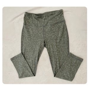 Women leggings